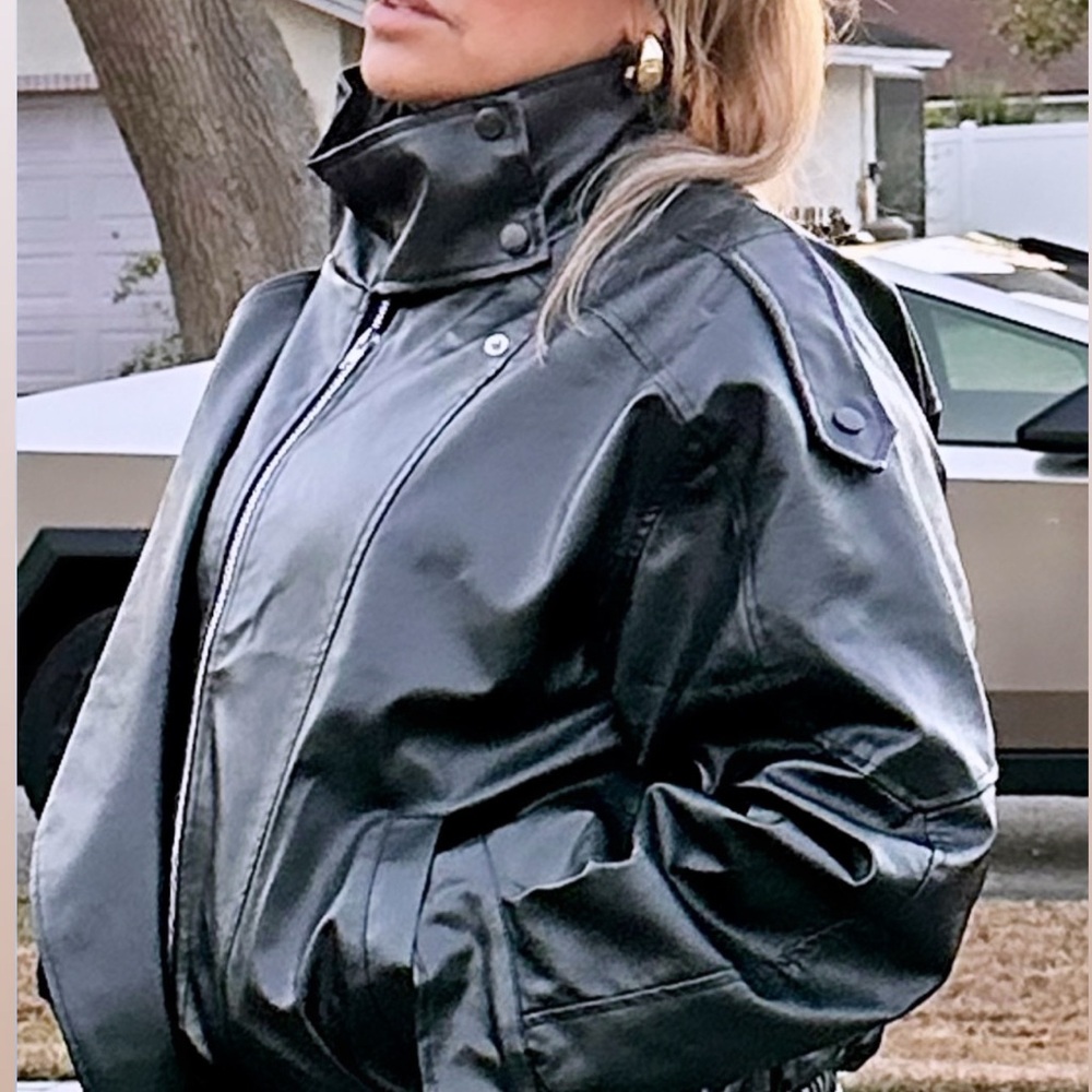 Stylish Black Bomber Jacket for Women